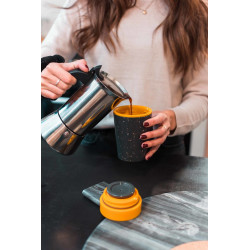 Tasse en matière recyclée - Circular & Co - 350 ml - noire et jaune Circular & Co - 2